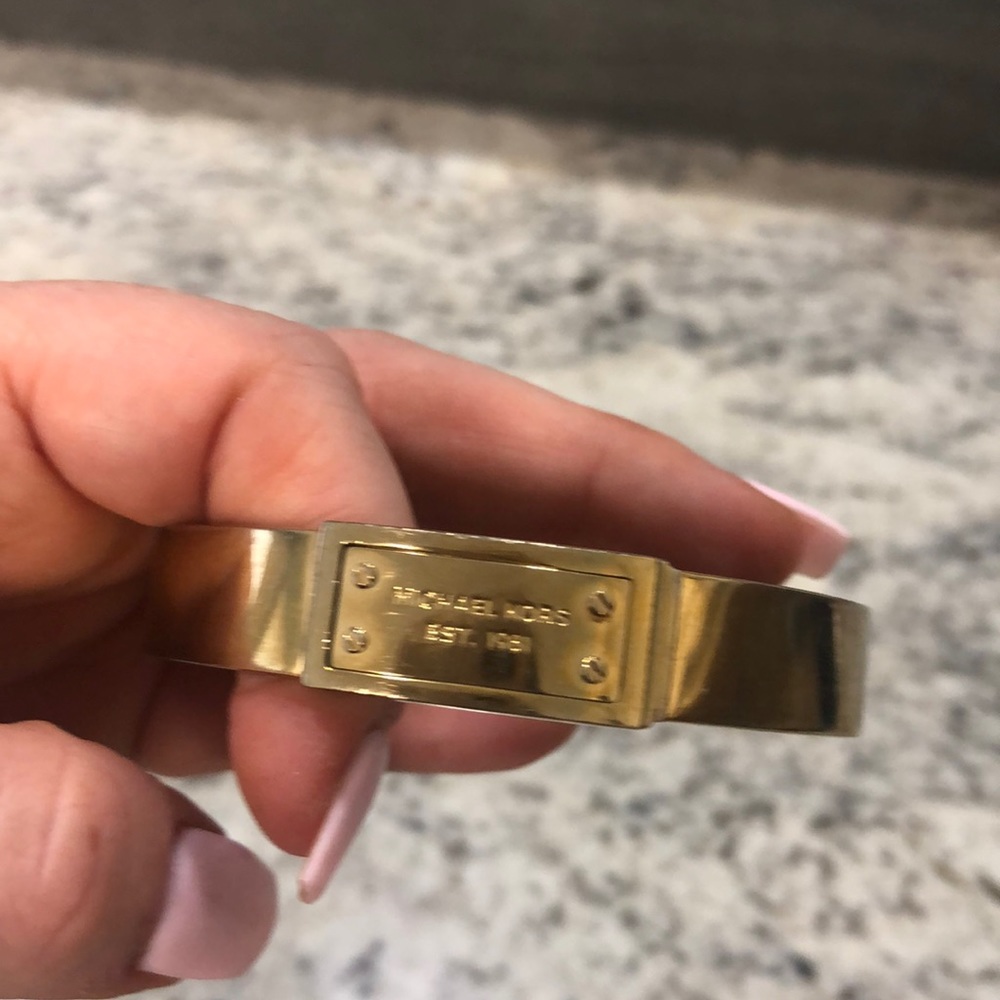 Women’s Michael Kors bracelet